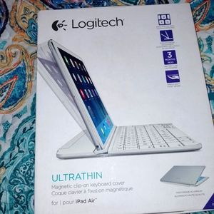 LOGITECH Ultrathin magnetic clip on keyboard for IPAD AIR